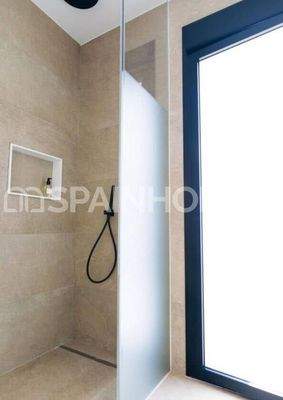 Luxury Single-Story Houses in San Miguel de Salinas