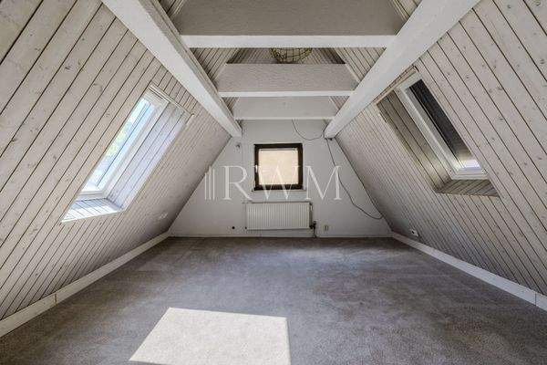 großes Schlafzimmer