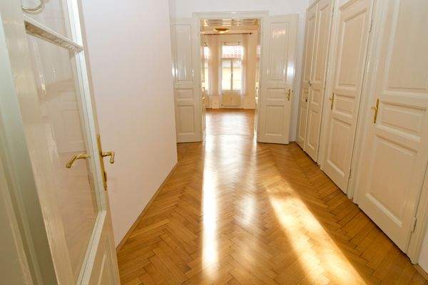 Vom Vorraum nach Westen1.jpg