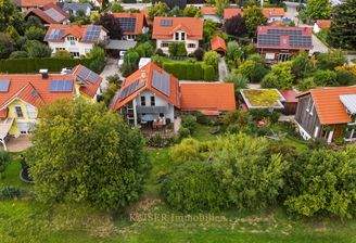 Familienzuhause in idyllischer Lage