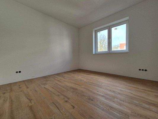 Kinder-/ Arbeitszimmer