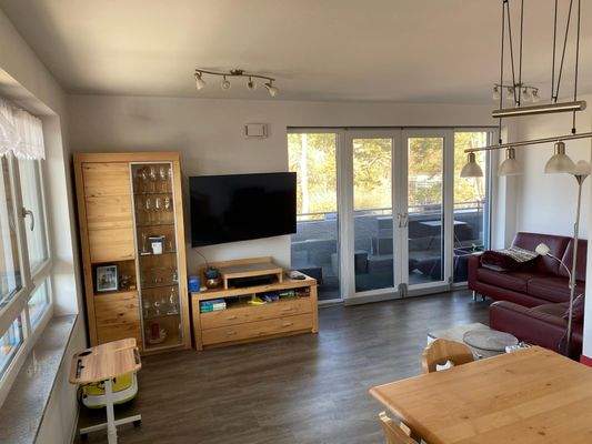 Wohnzimmer mit Zugang Dachterrasse (Nord-Westen)