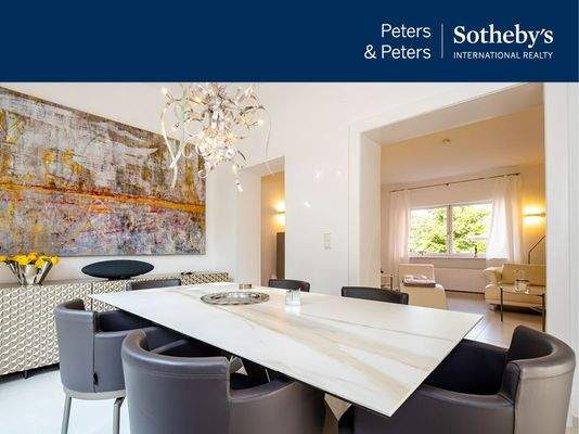 Blick ins Wohnzimmer