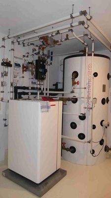 Heizungs-Wärmepumpe Puffertank