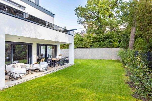 Garten- und Terrassenansicht