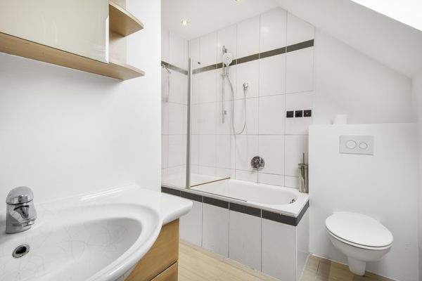 Badezimmer im Obergeschoss