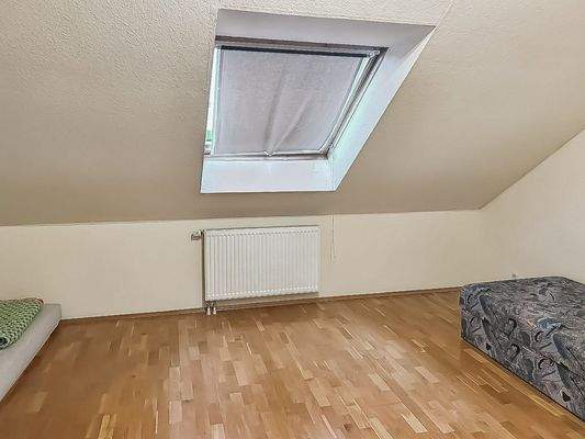 Zimmer 2 Dachgeschoss