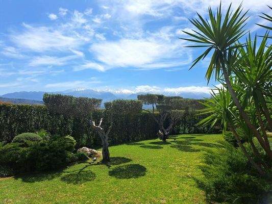 Schöner Rückzugsort mit spektakulärer Aussicht zum Verkauf in Kalyves