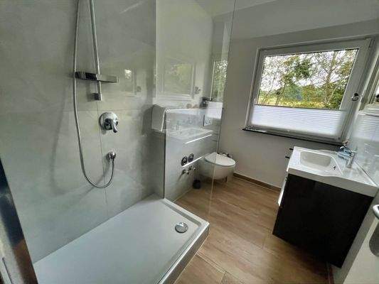 Beispiel Duschbad im Mehrfamilienhaus