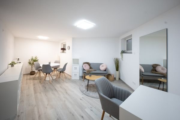 UG: Raum 1