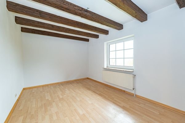 Whg. 2 Schlafzimmer 