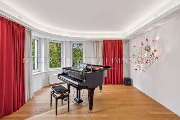 backbone_577089-B_037_HD