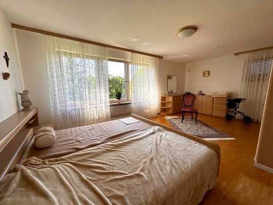 EG-Schlafzimmer
