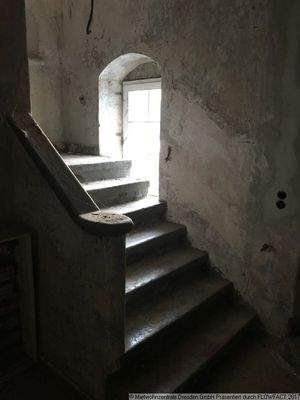 Treppenaufgang (2) - Denkmalschutz!! Ausbaufähiges