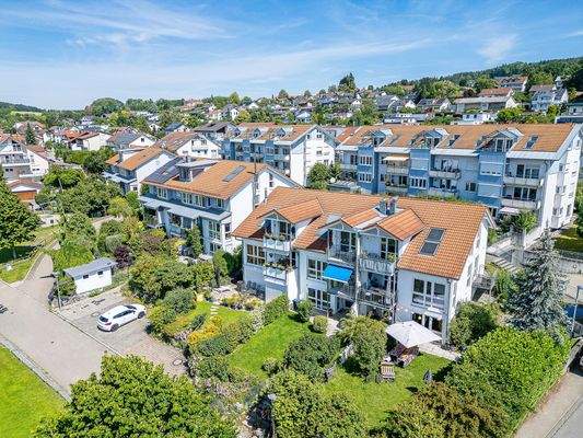 Eingewachsener Garten schützt vor fremden Blicken