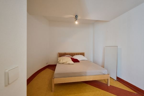 Erdgeschoss, (Gäste-) Zimmer