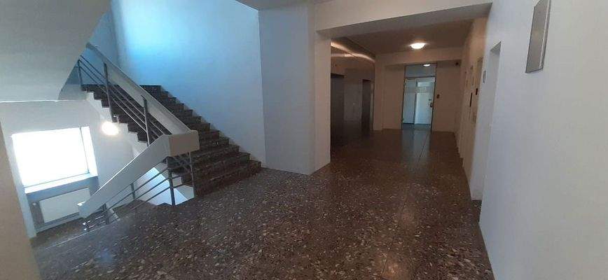 Treppenhaus und Zugang