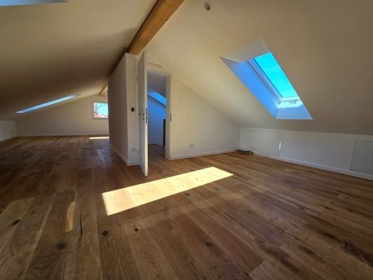 Dachgeschoss mit Fussbodenheizung