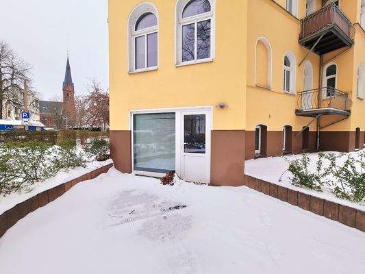 Eingang und Schaufenster