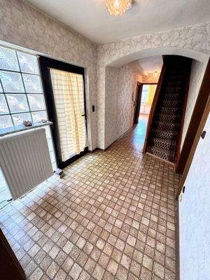 T20 Vorderhaus Eingangsbereich .jpg