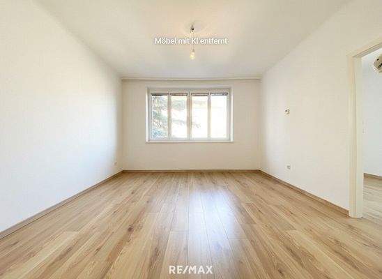 Wohnzimmer ohne Wandregal