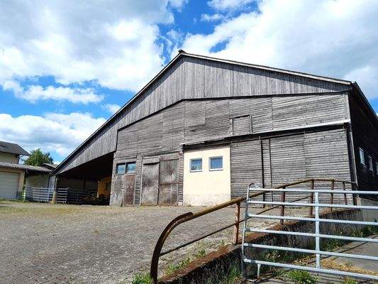 ehemaliger Boxenlaufstall