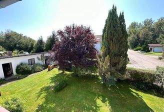 Gepflegter Garten mit viel Platz zum Spielen, Ents