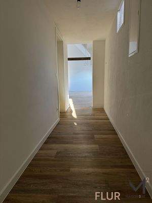 01 Flur.jpg
