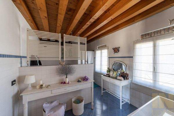 Villa in Udine, Viale Venezia