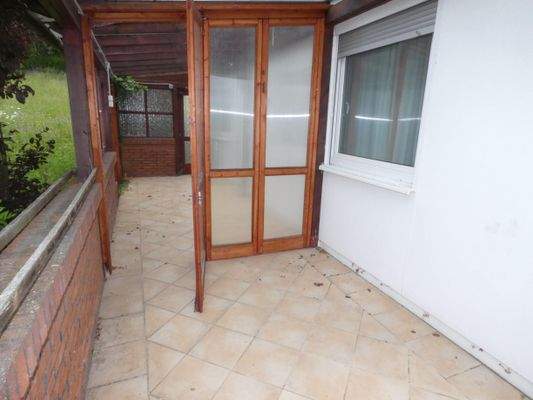 überdachte Terrasse