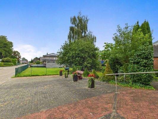 CAM03784G0-PR0085-STILL011