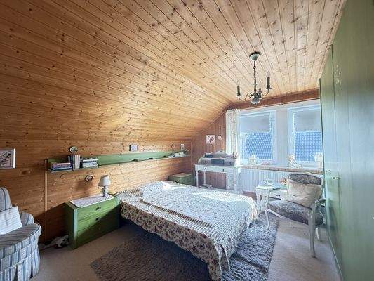 Zimmer 1 Dachgeschoss