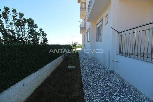 2-Bedroom Apartment in a Complex with a Pool in Antalya Manavgat