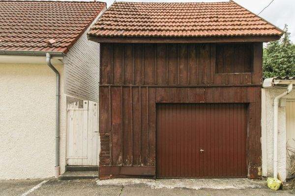 Eingang und Schuppen