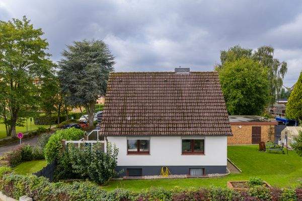 Seitliche Hausansicht