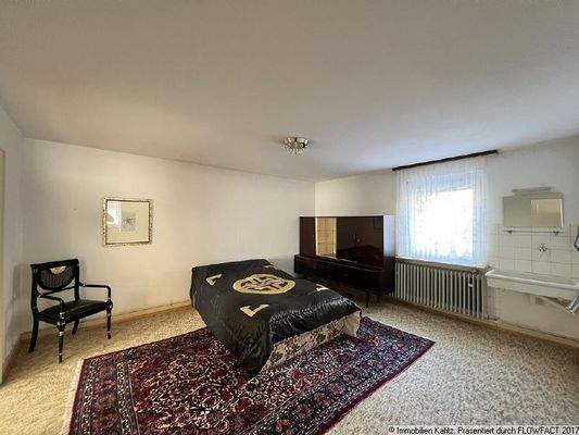 Schlafzimmer 1 im OG