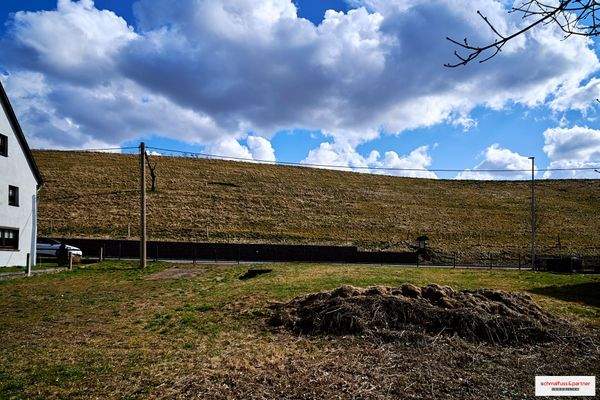 Blick vom Grundstück