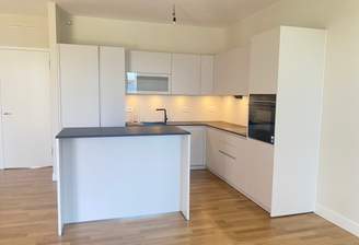 3 - EBK von vorne.png