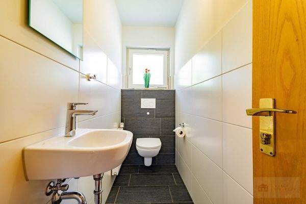 Wohnung 2: Gäste-WC