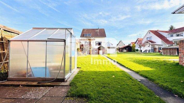 Gartenbereich / Gewächshaus