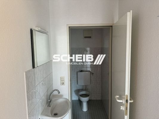 eins der beiden WCs