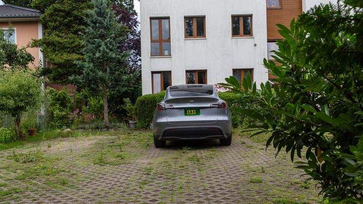 PKW Stellplatz-5.jpg