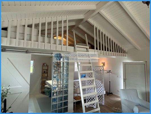 64799a1bd8174b219edd0364c5c068be-original