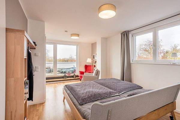 Schlafzimmer mit Dachterrasse