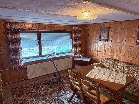 Aufenthaltsraum_UG_ehemalige_Garage