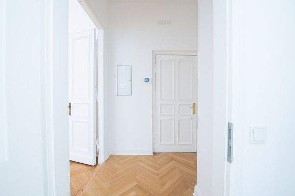 Best_Place_Schlüterstraße_29_30_Charlottenburg_WE4_Flur-6