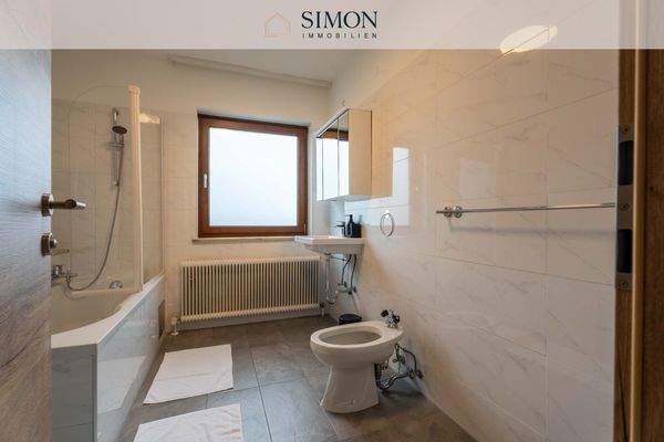 1. Obergeschoß - Badezimmer