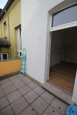 Balkon mit Zug. Ansicht 2