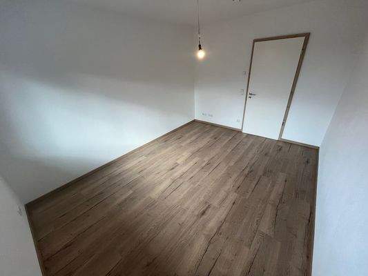 Schlafzimmer 2 (1).jpeg