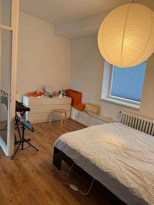 Schlafzimmer OG 2.jpg